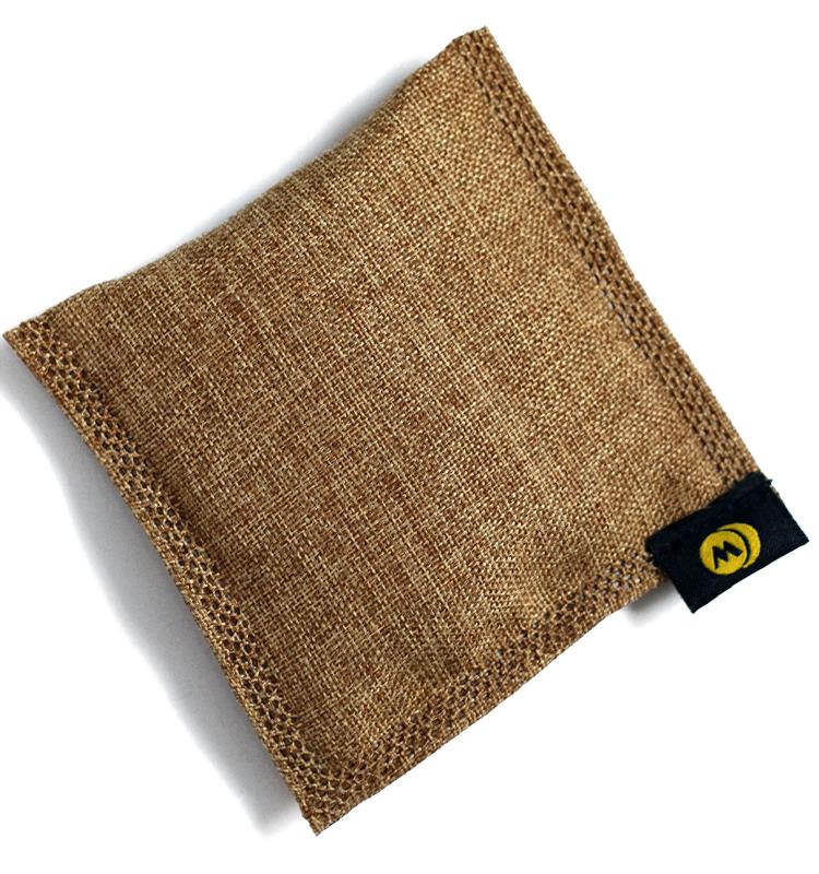 Oro valymo maišelis kvapo absorberis automobiliams.jpg Air purifying bag odor absorber for cars.jpg