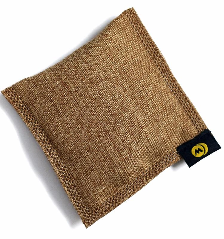 Oro valymo maišelis kvapo absorberis automobiliams.jpg