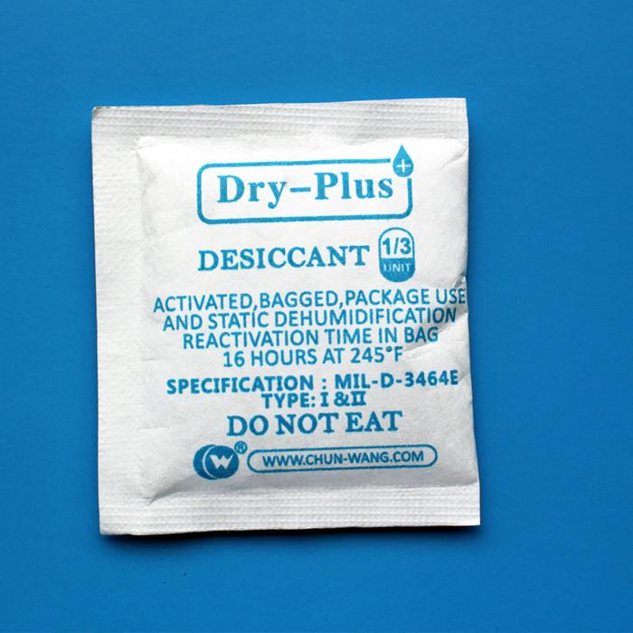 Bentonito molio sausiklio pakuotė 3.jpg Bentonite Clay Desiccant Pack 3.jpg