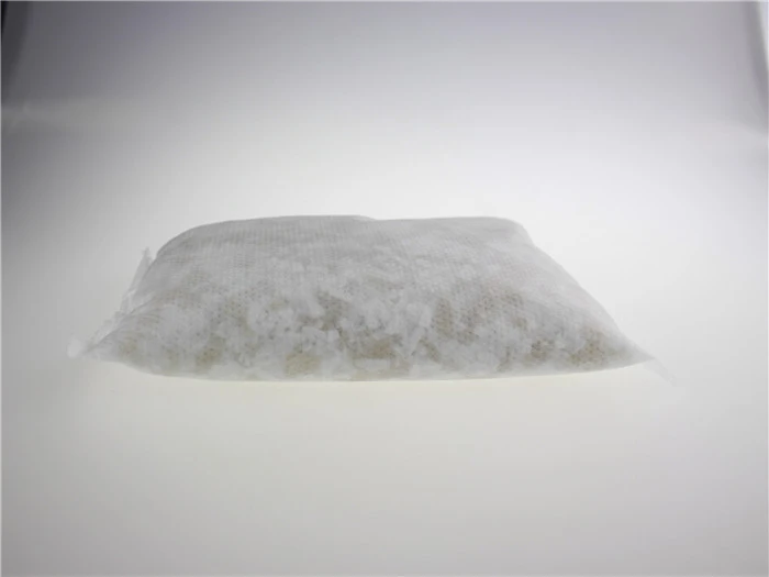 Dehumidifier Refill Bag su spintele su laisvuoju pavyzdžiu