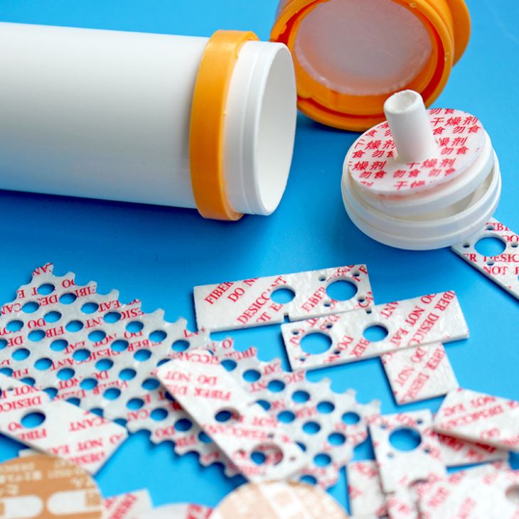 Skaidulų valiklis medicinos tablečių kanistrui